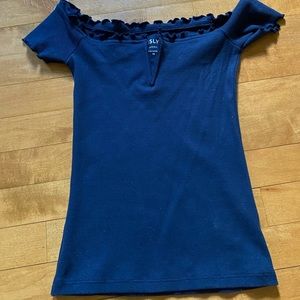 American Eagle off the shoulder top. XS. Navy blue